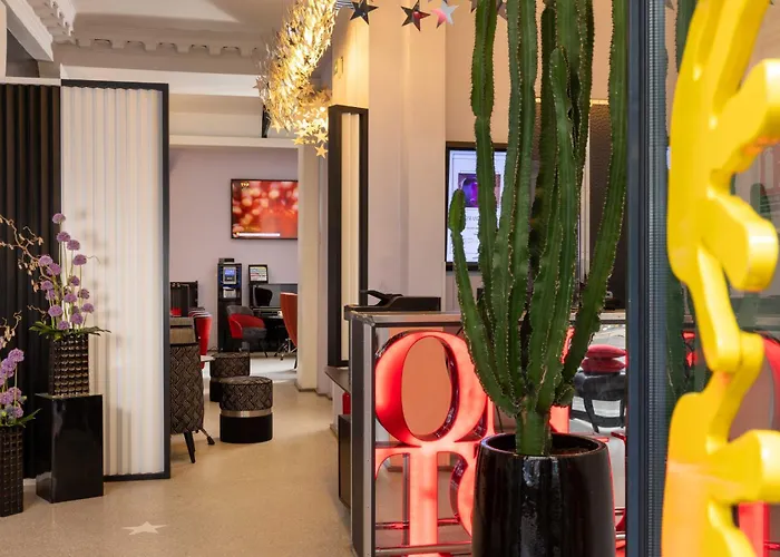 Hotel Du Triangle D'Or Parijs